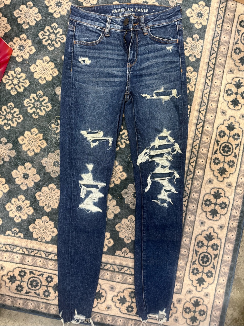 American Eagle Outfitters Dark Wash high waisted distressed Skinny Jeans
